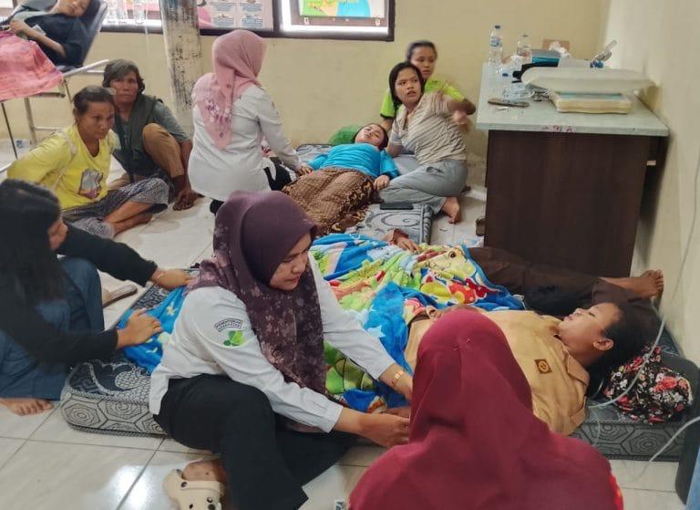 Diduga Keracunan Makanan MBG, Puluhan Siswa SMK di Kampar Dilarikan ke Puskesmas