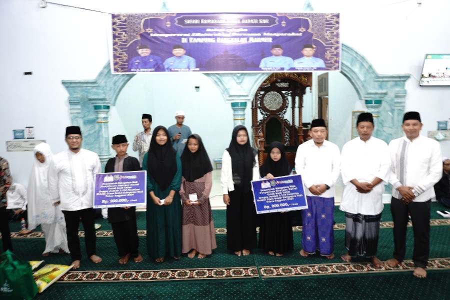 Wabup Husni Merza Sampaikan Tiga Pesan Penting untuk Masyarakat Kampung Pangkalan Makmur Siak