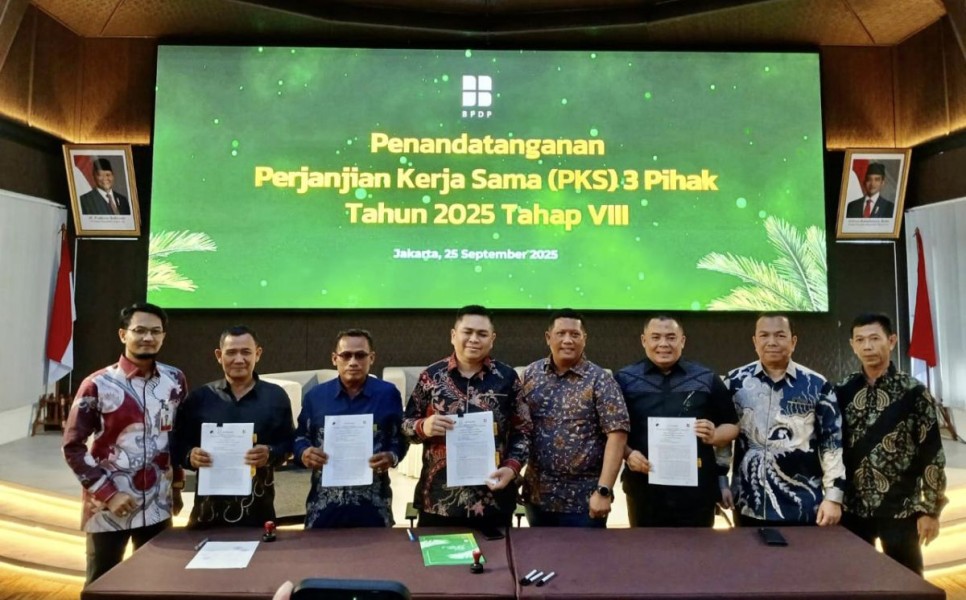 BRK Syariah Teken PKS Tiga Pihak, Dukung Program Peremajaan Sawit Rakyat