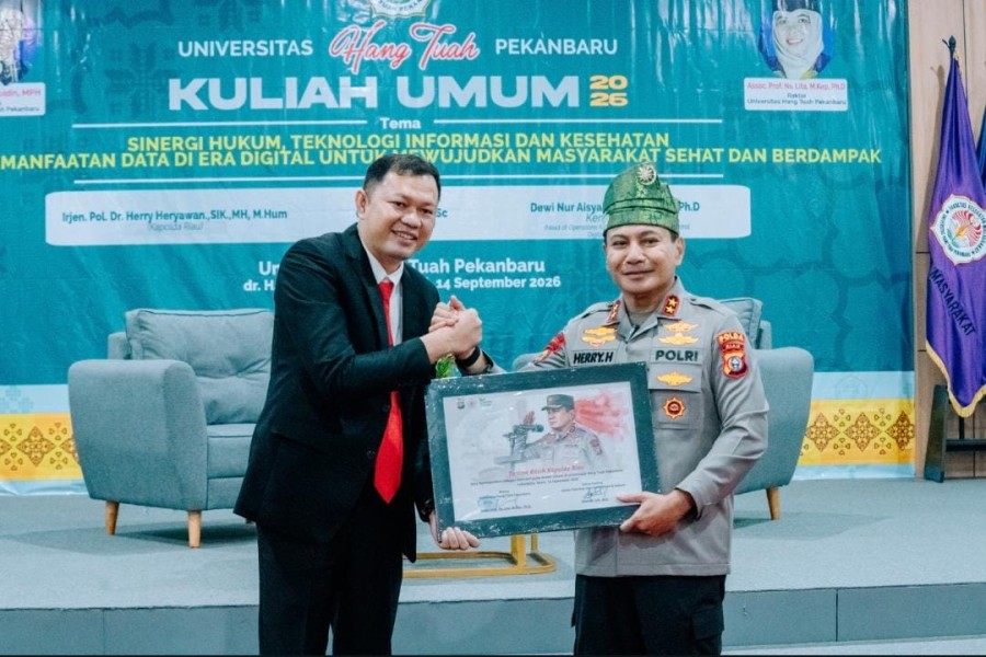 Kapolda Riau Berikan Kuliah Umum di Universitas Hang Tuah, Bahas Isu Lingkungan dan Kesehatan Masyarakat