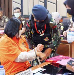 Putri Candrawathi Sidang Perdana, Begini Alur Cerita Dibacakan JPU