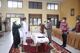 Bupati Alfedri Lantik Penjabat Penghulu Kampung Sri Gemilang Kecamatan Koto Gasib