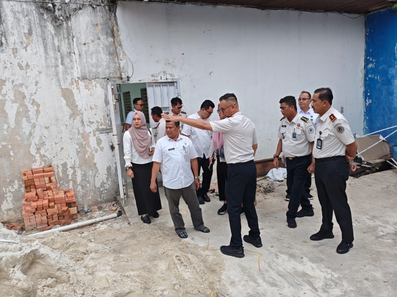 Atasi Aduan Warga, DLHK Pekanbaru Tinjau Lapas dan Rekomendasikan Pembangunan Bak Limbah