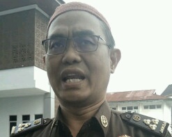 Dijamin Para Istri, Dua Tersangka Kasus Multimedia Disdik Riau Hirup Udara Bebas