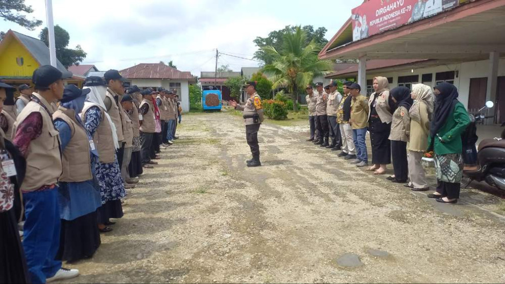 Polsek Tempuling Sampaikan Pesan Ini saat Apel Siaga Kerjasama Bersama Pengawas Pemilu