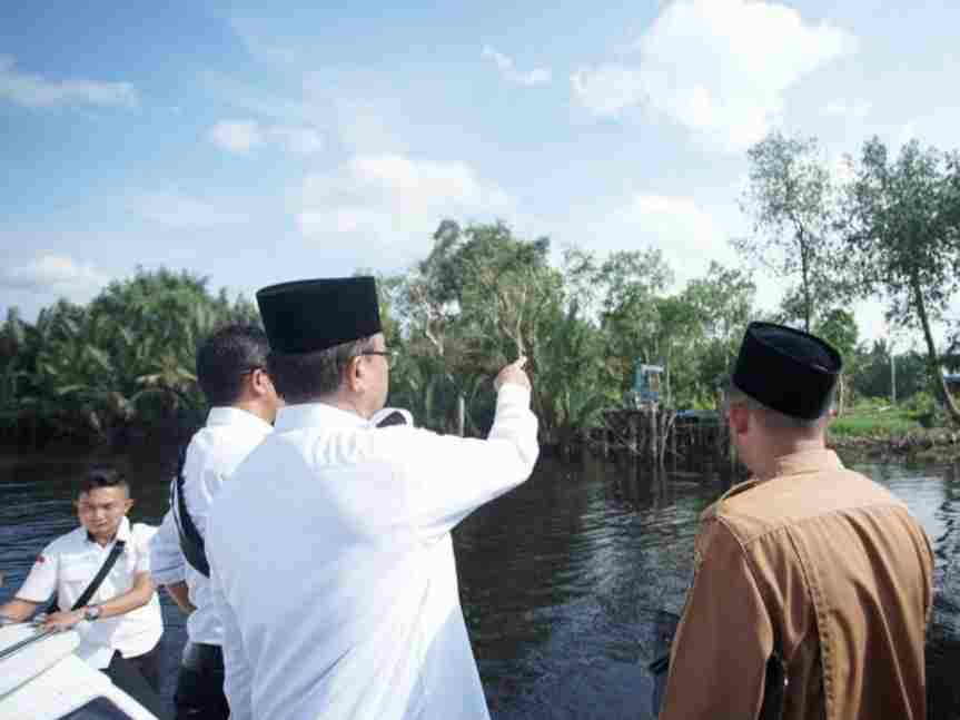 Dimasa Kepemimpinan Wardan, 98 persen Desa di Inhil Dialiri Listrik 24 Jam
