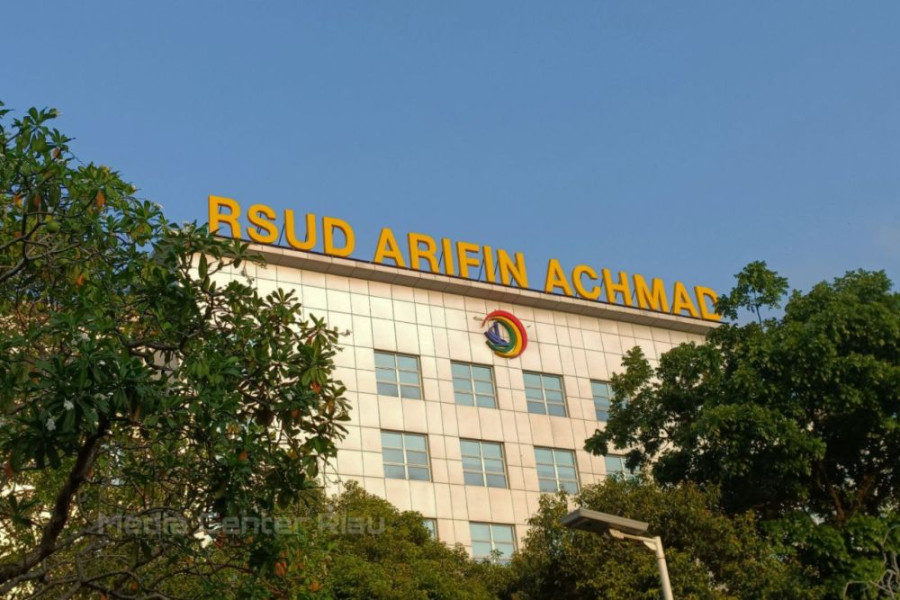 Instalasi Bedah Sentral Terpadu RSUD Arifin Achmad Pekanbaru Terbesar di Sumatera