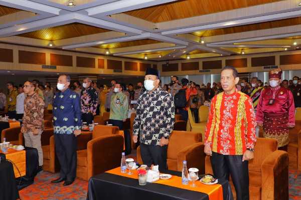 Wabup Husni Hadiri Sosialisasi Penilaian Pelayanan Publik