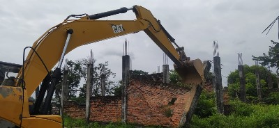 Belasan Tahun Mangkrak Akhirnya Bangunan PT Ludin, Keok di Tangan Suhardiman