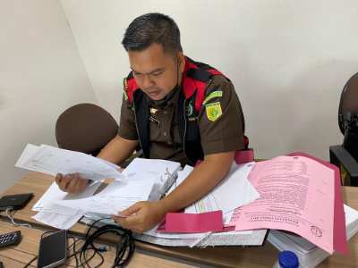 Kasus Dugaan Tipikor di Tubuh PLN, Penyidik Kejati Riau Geledah Dua Lokasi