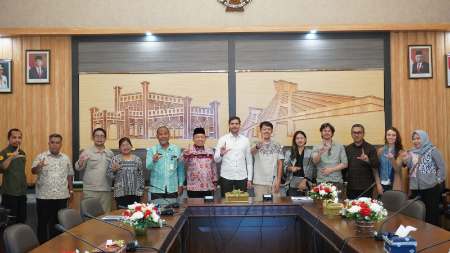 Dukung Program Sawit Berkelanjutan Perwakilan Kedubes Swiss Temui Wakil Bupati Siak