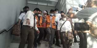 Ditahan Kejati Riau, Kadis PUPR Pelalawan Riau & Operator Alat Berat Huni Sel Sialang Bungkuk