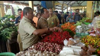 Disdagprin Pantau Stok Kebutuhan Sembako Di Pasar Tradisional Belantik