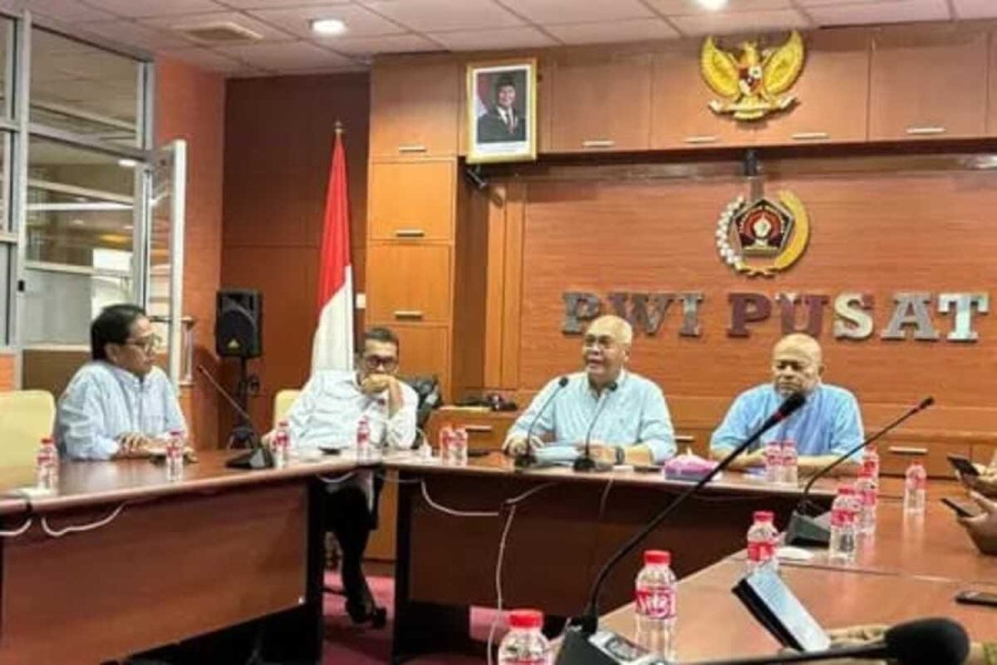 Dinilai Rendahkan Profesi Jurnalis, PWI Pusat Minta Hotman Paris Minta Maaf