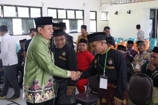 Plt Bupati Suhardiman:  Peran Pemangku dan Perangkat Adat Sangat Diperlukan