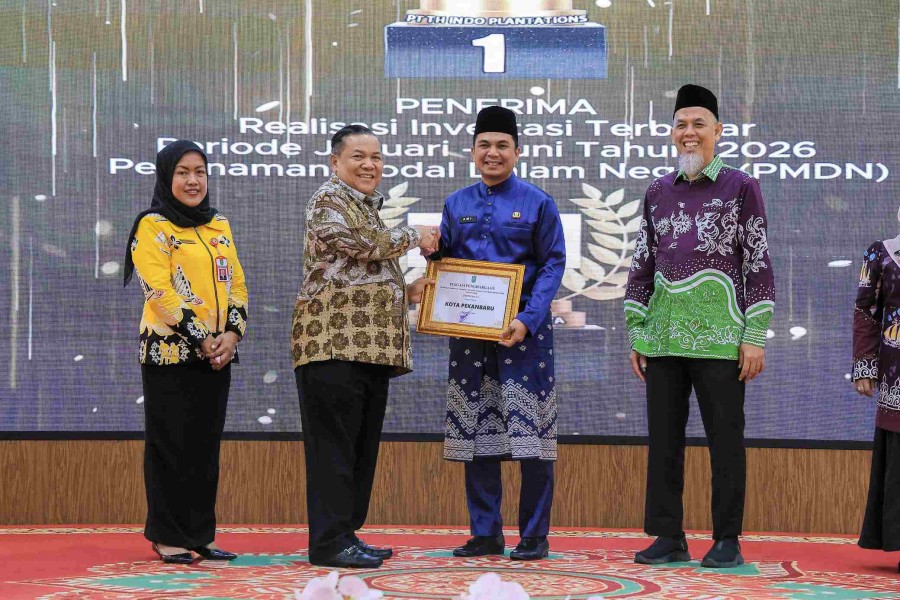 Salip Daerah Lain, Pekanbaru Juara I Riau Investment Award 2026 dengan Investasi Rp7,35 Triliun