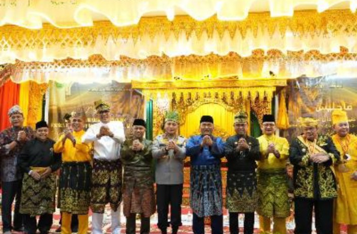 Panglima Besar Hulubalang LAMR Apresiasi Pelestarian Budaya Melayu dan Green Policing Komjen Herry Heryawan