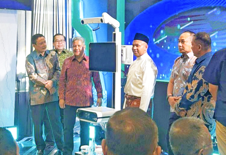 Pertama di Sumatera, RS Awal Bros Luncurkan Layanan Bedah Ortopedi Robotik