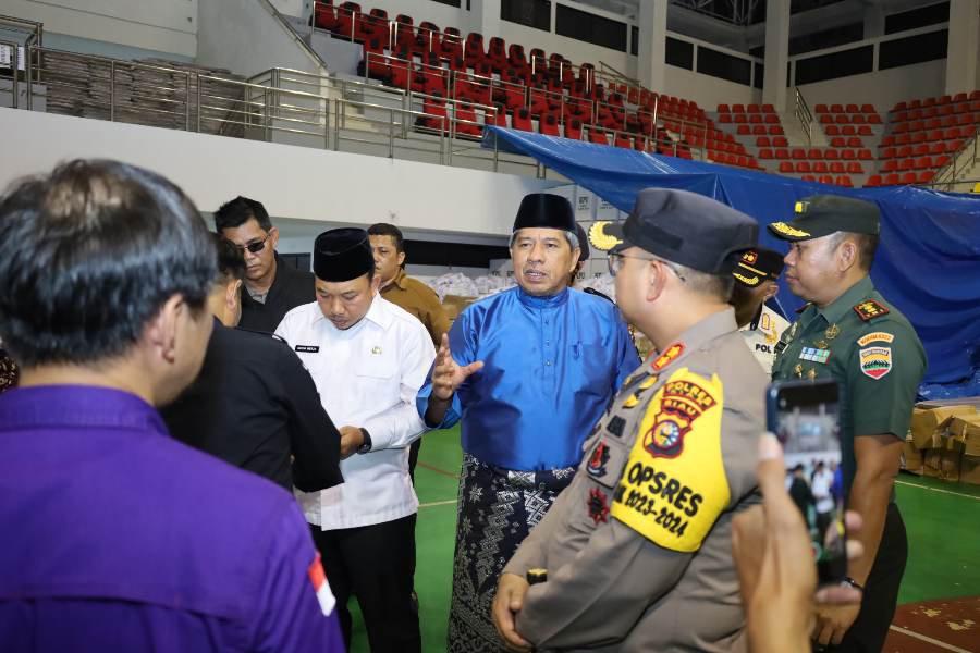 Bawaslu Siak bersama Bupati Tinjau Gudang Logistik KPU