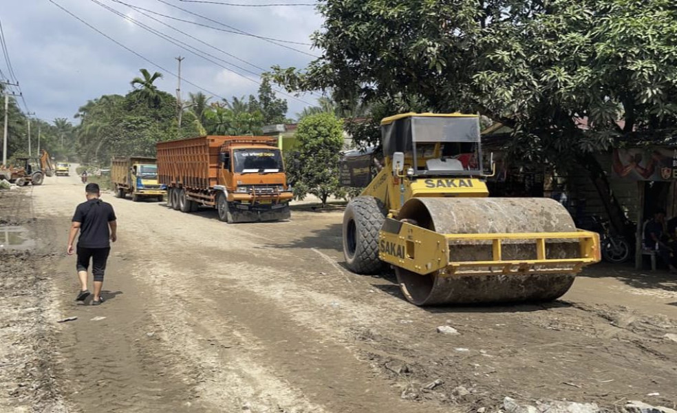Benahi Infrastruktur, UPT II PUPR Riau Fokus Penanganan Jalan Rusak di Rohil dan Dumai