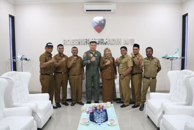  Bersempena HPSN, DLHK Pemko Pekanbaru Gandeng Lanud Rsn Peduli Sampah