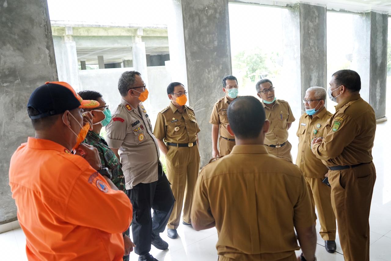 Bupati Wardan Bersama Tim Gugus Tugas Covid-19 Inhil Tinjau Lokasi untuk RS Khusus Karantina