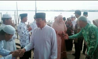 Bupati Inhil Berdialog Bersama Masyarakat Seberang Tembilahan