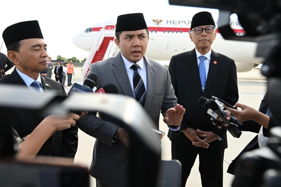 Heboh Isu Produk AS Bebas Sertifikasi Halal, Ini Penjelasan Seskab Teddy