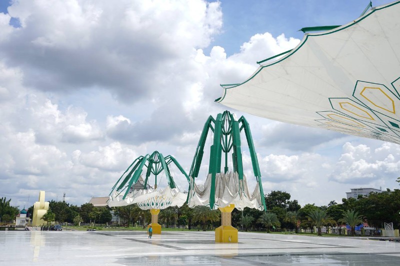 Gubri Edy Natar: Jum'at Sampai Ahad Payung Elektrik Masjid Annur Agar Dibuka