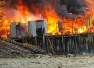 Satu Unit Rumah Terbakar Gegara Kompor Meledug