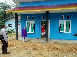 Desa Sungai Dawu Inhu Bangun Rumah Isolasi untuk Pasien Covid-19