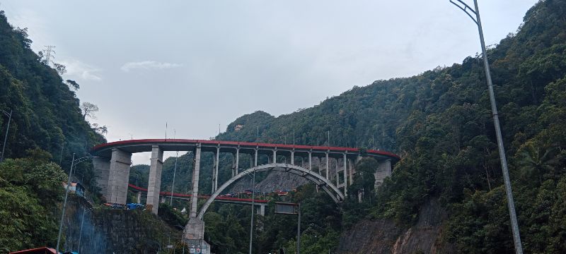 Jalur  Riau Sumbar Kembali Lancar, Yuk Liburan!
