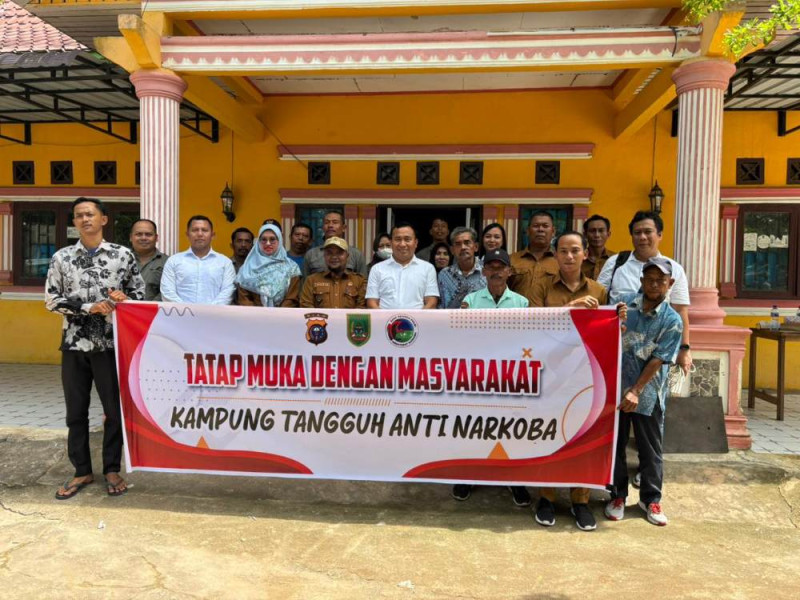 Satresnarkoba Gelar Penyuluhan Bersama Masyarakat di Kampung Tangguh Anti Narkoba