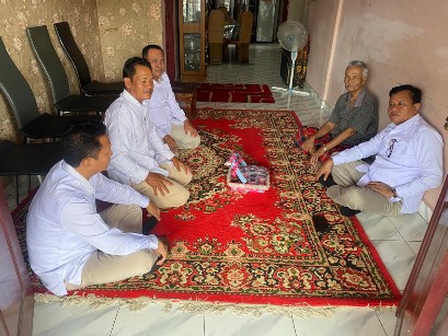 Sempena HUT Gerindra, Suhardiman Amby Jenguk Anak Pejuang Yang Sakit