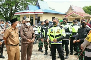Bupati Siak Temani Kapolda Riau dan Danrem Tinjau Posko PPKM