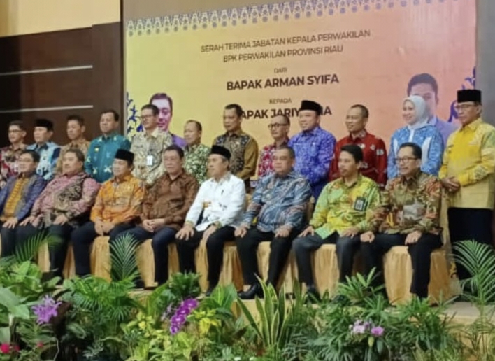 Kajati Riau Hadiri Sertijab Kepala BPK Perwakilan Provinsi Riau