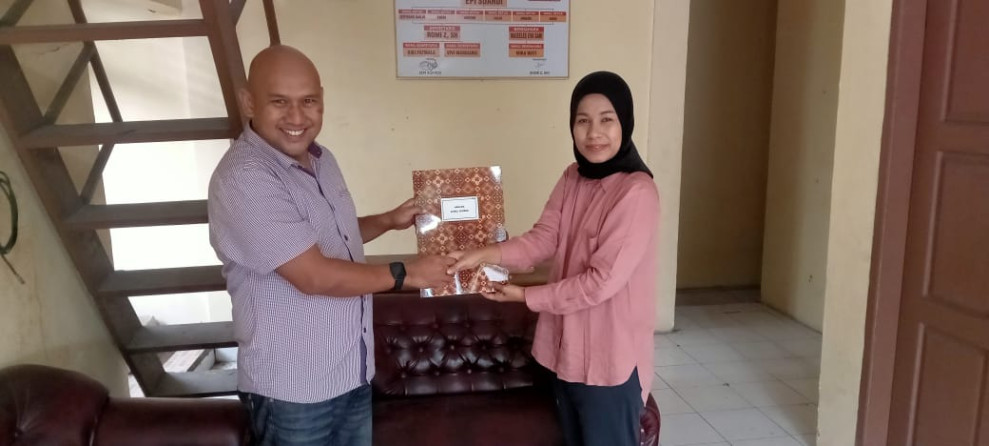 Optimistis Dapat Tiket Maju Balon Bupati, Amril Jambak Kembalikan Formulir ke Partai Hanura Agam