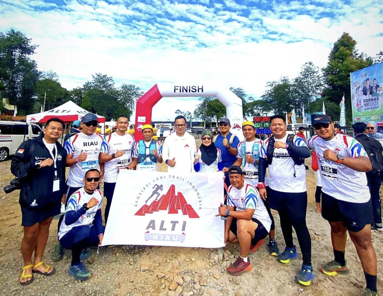 Kontingen Atlet Riau Berhasil  Raih Perak dan Sumbangkan Medali Pertama di Fornas VII Jabar 2023