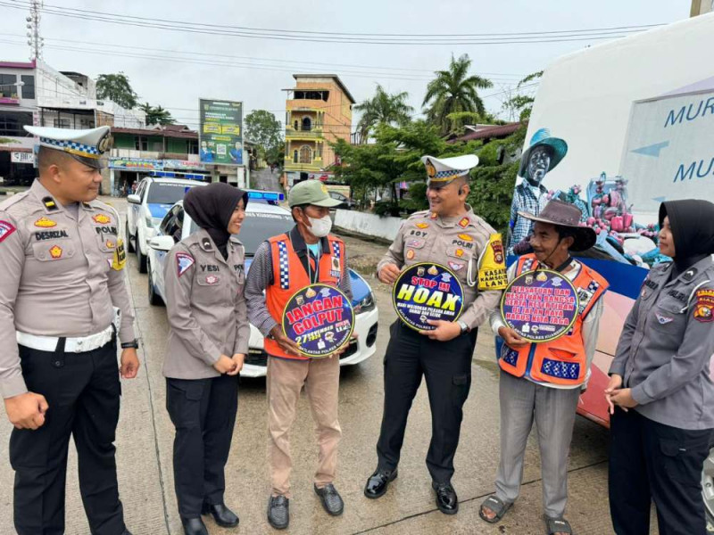 Sat Lantas Polres Kuansing Patroli Cooling System Pilkada Damai 2024 di Teluk Kuantan