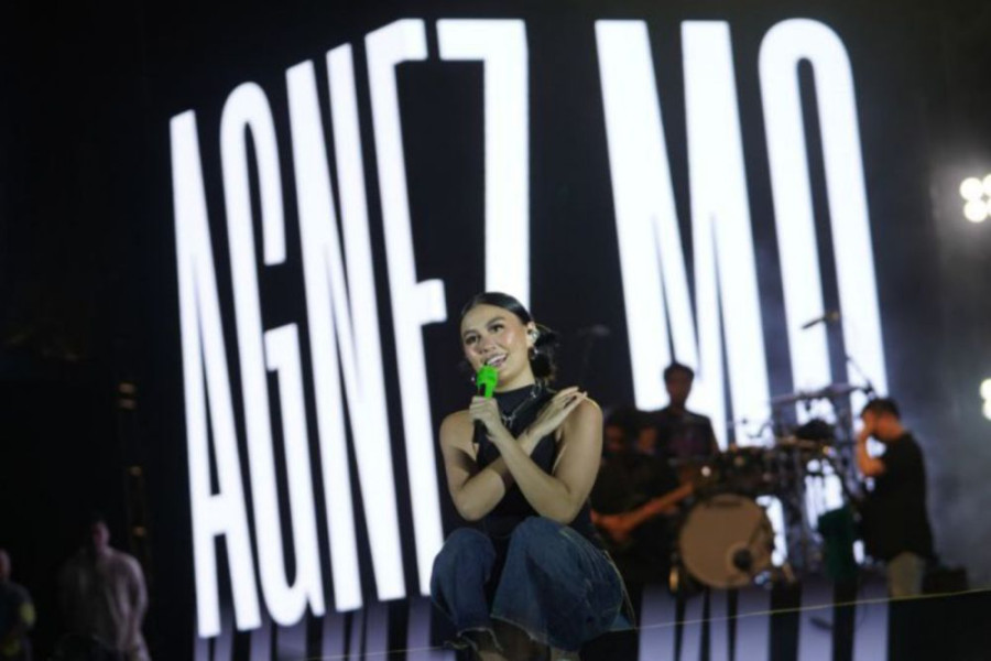 Kota Pekanbaru Dibanjiri Artis, Agnez Mo Hipnotis Penonton