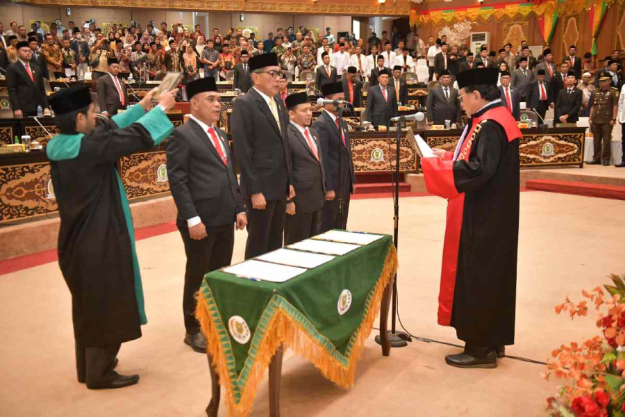 Empat Pimpinan Defenitif Dilantik, Kaderismanto Resmi Nahkodai DPRD Riau Periode 2024-2029