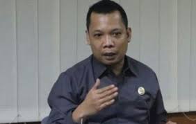 Surat Pengganti Ketua DPRD Riau Sampai Ketangan Sekwan, Masih Yulisman?