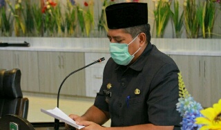 Bupati Siak Sampaikan Tanggapan dan Jawaban Ranperda APBD
