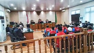Kasus   PT SSL, 12 Terdakwa Pelaku Kerusuhan Jalani Sidang Perdana