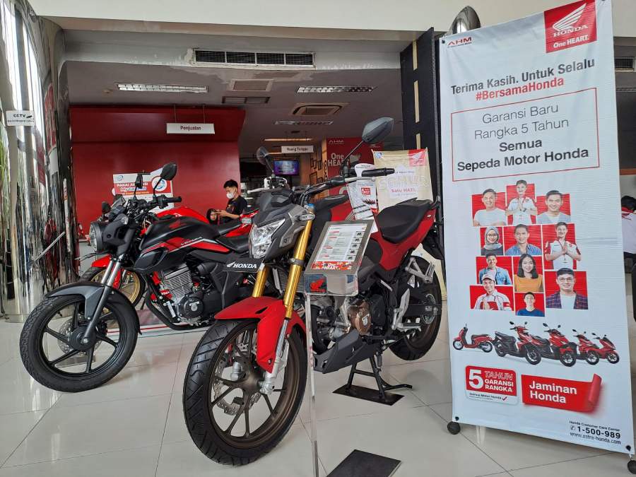 Capella Honda Berikan Program BUKBER Untuk Masyarakat Riau