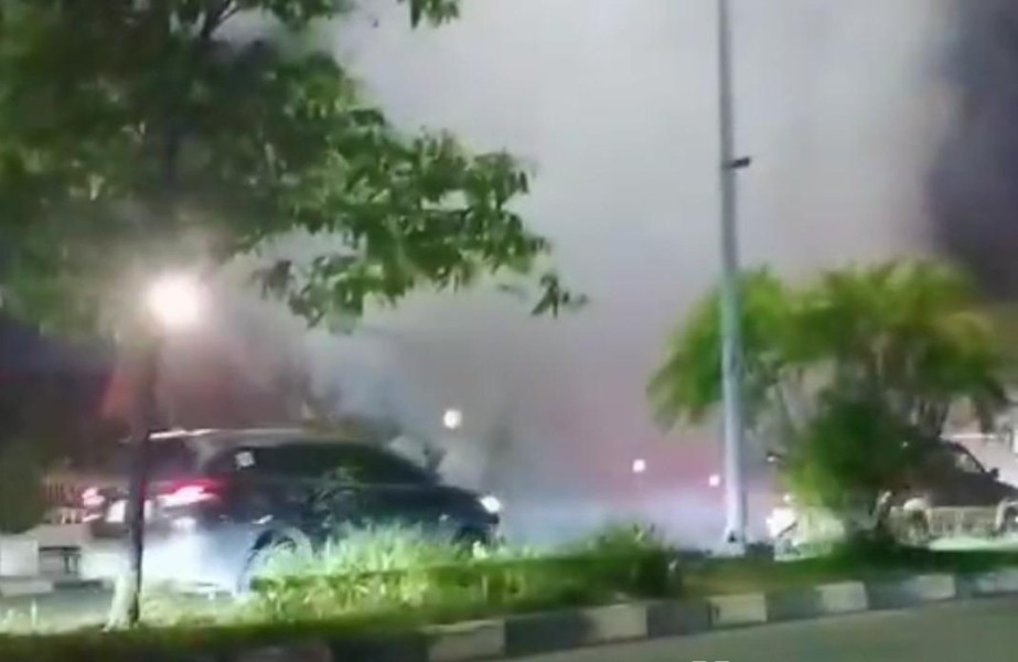 Rumah Dinas Gubri Dikabarkan Terbakar, Pemprov Riau: Itu Berita Bohong, Itu Hoax