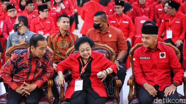 Beri Wejangan ke Ganjar, Jokowi: Pemimpin Harus Berani dan Punya Nyali