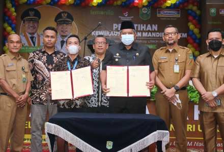 Bupati Siak Alfedri Buka Pelatihan Kewirausahaan Mandiri, Ini Harapannya