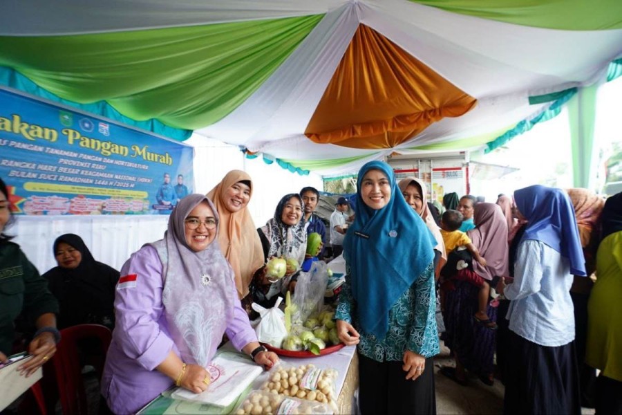 Kios Pangan Murah Dumai Diserbu Warga, Gubri Wahid Berikan Aplus