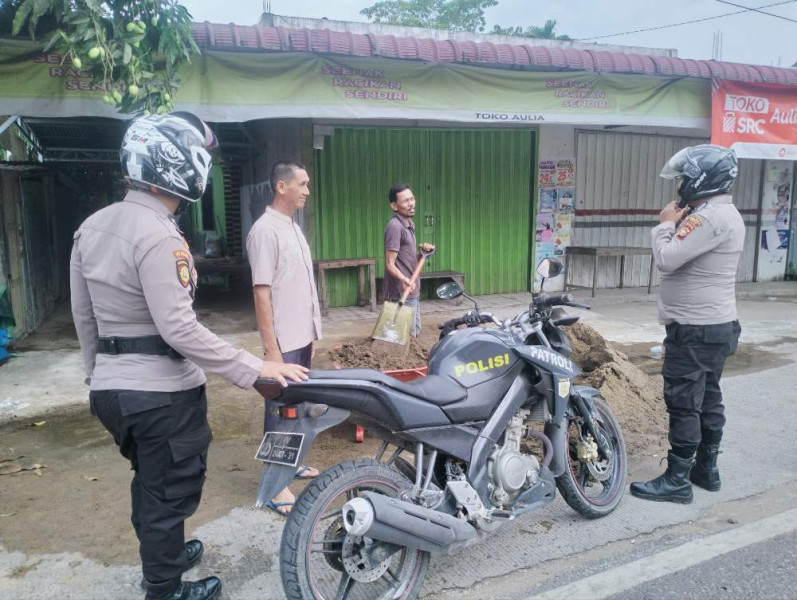 Polsek Tempuling Lakukan Patroli di Hari Libur, Jaga Kamtibmas Pasca Pilkada 2024